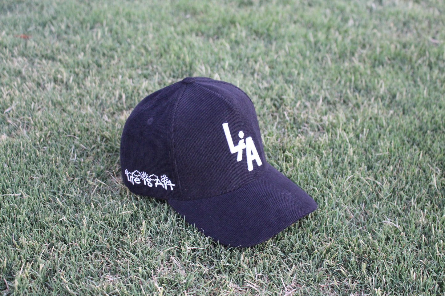 Black LiA Hat