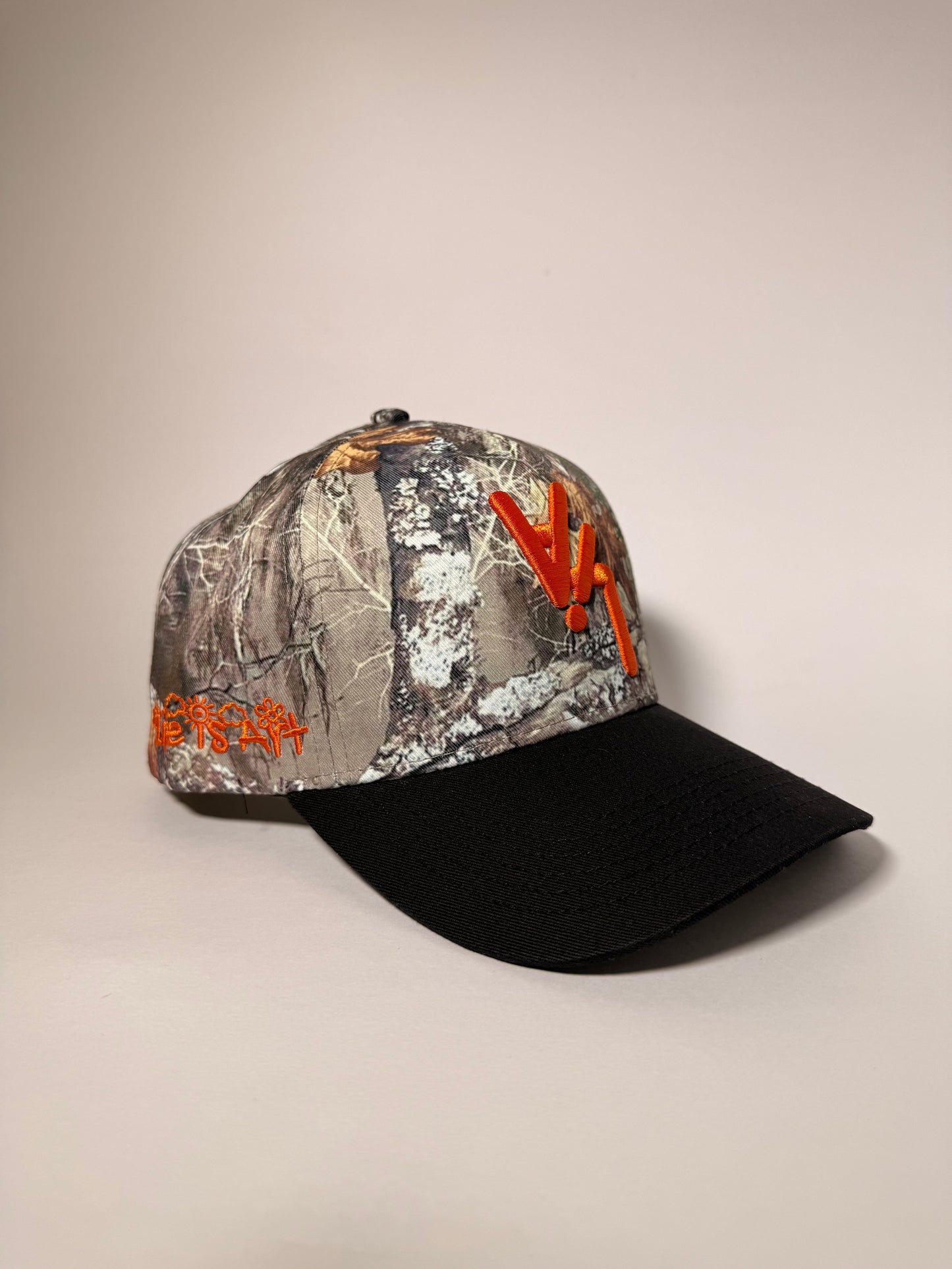 Camo LiA Hat